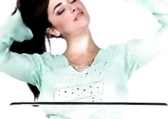 Taylor Vixen Clear Chair Joy