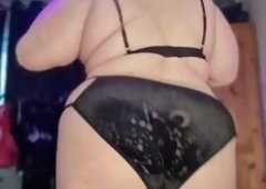 TRAILER - ROCK UNDERWARE HAUL STRIPTEASE