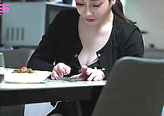 Chinese Escorts Fucking Their Customers In The VIP Lounge