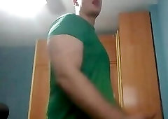 Young strong boy wanking for the girls