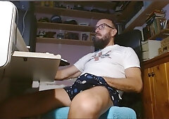 hugot 93 22.03.26 leche poco a poco