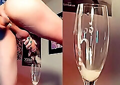 I invite the first toast of the year