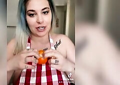 How to peel an orange