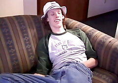 Fledgling RJ Masturbates Off With Faux-Cock