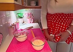 In the Kitchen, Pancakes.