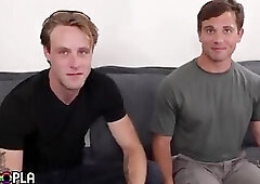 Big Booty Cutie Leslie toma Dick de nuestro propio Cock-Star Justin!