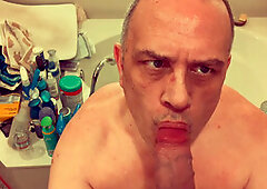 Byg Myk experiences his first blowjob and wants your thoughts on it