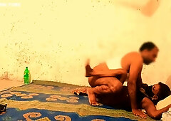 Sexy Bat Karte Karte Bhabi Ki Chut Gili Kari Devarne Or Chudai Kari Chusa Chusakar (port2)