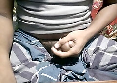 Homemade tutorial on how to masterbate like a pro