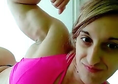 Amateur webcam girl masturbate big dildo