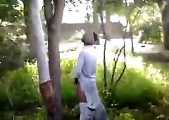 str8 busting India jerk in public 2