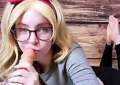 Blonde teen vicki toy fuck her shave sex holes