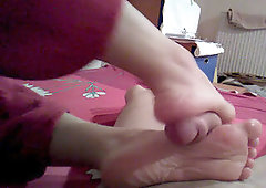 Footjob and groping feet with two unbelievable cumshots