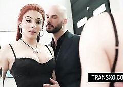 Cheating Spouse Screws Hawt Redhead Transgender Whilst Talking on Phone With His Wife