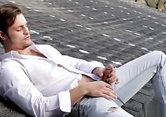 Stumbling into a masturbating Stud during the morning run is bliss