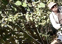 French stud fapping off in public