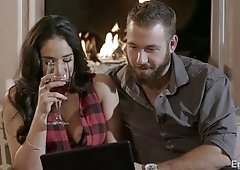 Bodacious babe Sheena Ryder is making love by the fireplace