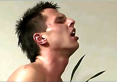 Twin Trio Hot Actions