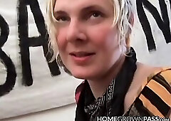 Amateur lesbian gal pussy licked before riding giant strapon