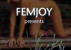The hot blonde babe Jenni Gregg is staying on all fours naked on the yard bench