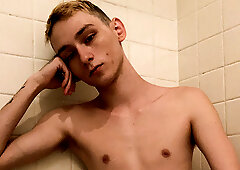 Bathroom Bating With Justin - Justin Stone