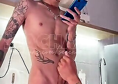 Hot boy Vietnamese fuck muscle