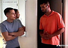 Heterosexual Divorced Wet Pokes Muscle Otter Neighbor