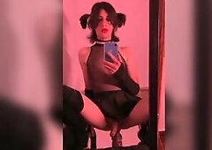 Rock doxy likes to break her twat with large objects