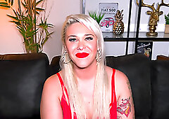 Alysha, 26, Dreamed Of Having Two Men At Her Feet