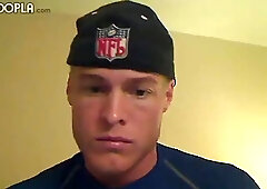 Hung stud Prestin Presley jerking his meaty peen