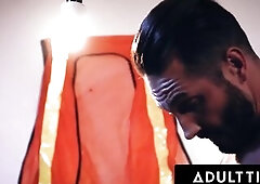 ADULT TIME - Bored Rocky Emerson TEASES Classmate During the time that Washing Car & Gets Her SOAPY VAGINA Pounded!