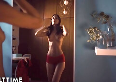 Quarantine Sex with My Gamer Boyfriend