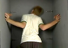 Philippine male teenager 18+ celeb gay porn The glory crevice cage is back!