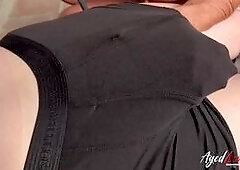 Instead of trading, Molly sucks big teen dick from Sam Bourne