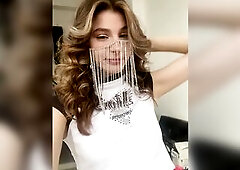 I'm in a T-shirt at a photo shoot