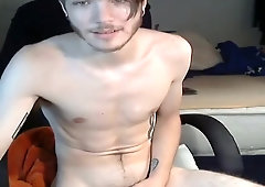 Cute Guy Naked On Cam