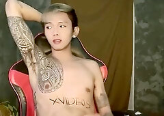 Filipino Tatted Guy Taunting and Masturbating Off Until He Pops