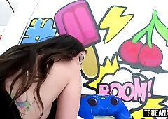 Gia Paige Brings That Phat Bootey Over For Ass Fucking