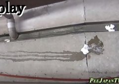 Japanese ho gushes piss