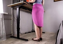 Teasy is busy with her work and has no time to pay u any attention. U see from different angles as that babe works at a standing desk showing off her 