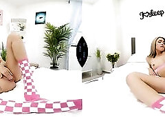Tiny Gal VR Porn - Rika Fane Oral-sex