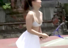 All natural beauty Natsumi Hirajima stuns everyone with her seductive body