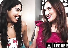 LEZ BE BAD - Hot Jasmine Sherni RUINS Chloe Amour’s Look With Sextoy Deepthroat & Raw Twat Pounding