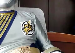 Siêu nhân Gao Bạc sục cặc