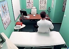 Heather Vahn is a agreeable brunette hair bitch going for her doctor's appointment. One Time stripped, her large breasts and bubble ass turn him 