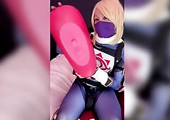 Sheikah Link opens up a treasure chest and finds a recent mount!