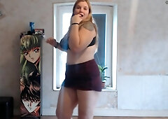 Okay je danse pour toi (big beautiful woman dance hot)