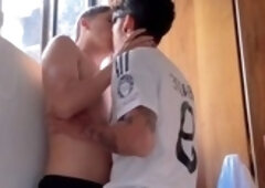 Straight guy, youngster, in spanish