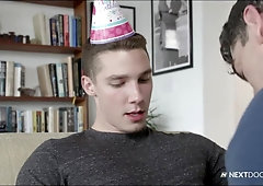 NextDoorBuddies Providing my finest Mate A Condom-Free B-Day Bounty!