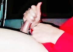 DAD JERKS OFF HIS BWC AND NUTS FOR U!!!